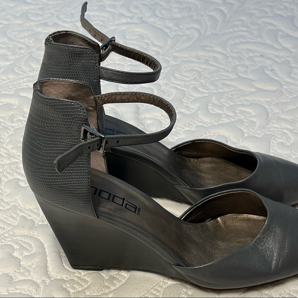 Grey Wedge Shoes